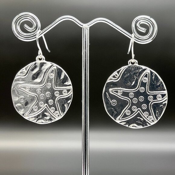 Star Fish Circle Earrings - Picture 1 of 5